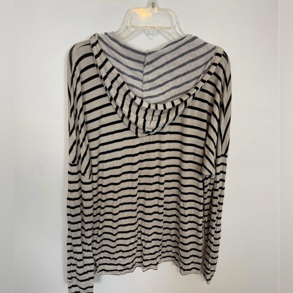 Freshman Lightweight Top - Picture 4 of 4